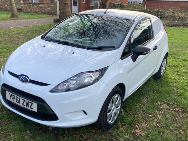 Ford Fiesta 1.6 TDCi 95 DPF ECOnetic Van Van Diesel White