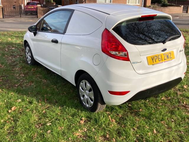 2012 Ford Fiesta 1.6 TDCi 95 DPF ECOnetic Van