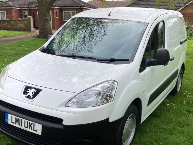 Peugeot Partner 850 SE 1.6 HDi 90 Van Panel Van Diesel White